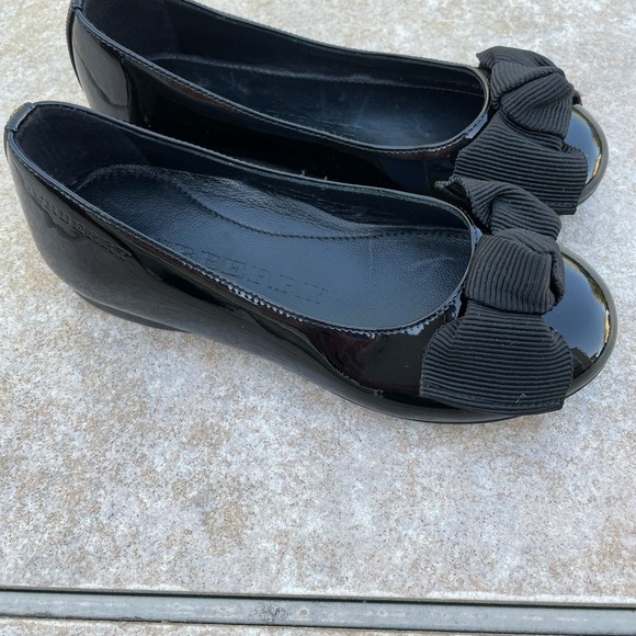 Girls Burberry dress shoes size 27 - Picture 6 of 11